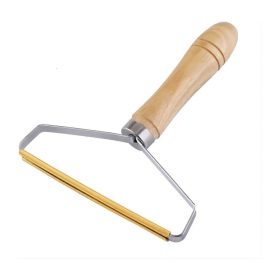 Kisállat szőreltávolító kefe