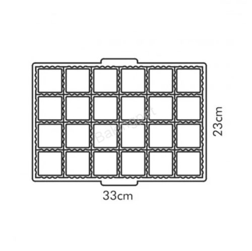 Műanyag kiszúró, sütemény készítő tábla-négyszög