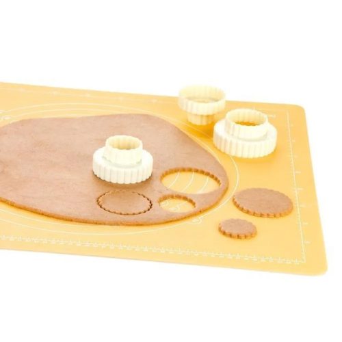 Kétoldalas sütemény kiszúró szett, virág - 3 db