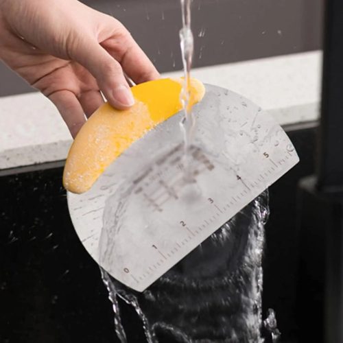 Mércés tésztavágó, kaparó és spatula