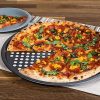 Pizzasütő perforált, tapadásmentes bevonattal