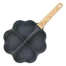 Tapadásmentes tükörtojás serpenyő-négy szíves