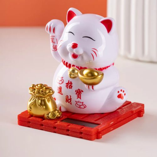 Maneki Neko napelemes szerencsehozó integető macska