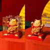 Maneki Neko napelemes szerencsehozó integető macska