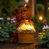 Napelemes kerti lámpás medve szobor virágkosárral 22cm