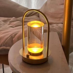 Aranyszínű elegáns LED asztali lámpa